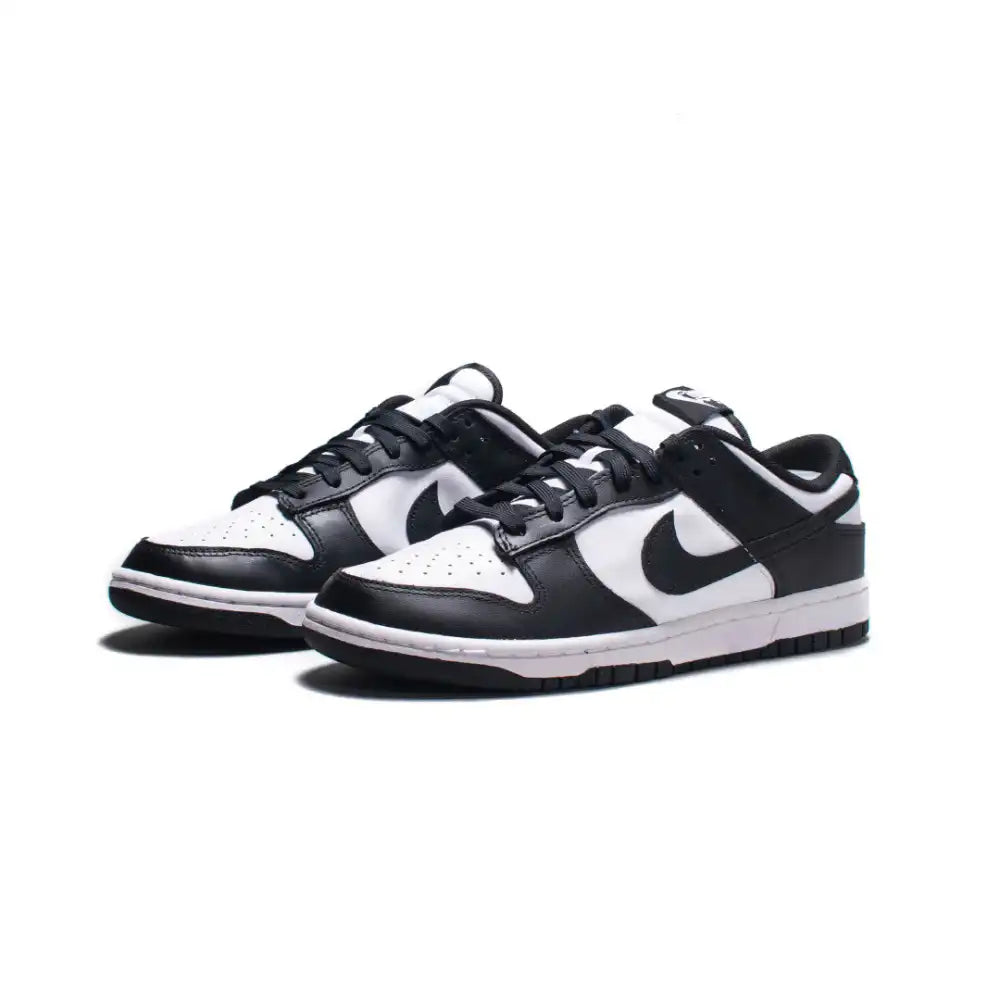 Tênis Dunk Low - Preto/Branco "Panda"