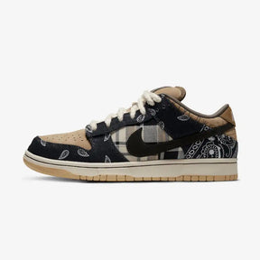 Tênis Dunk Low - Travis Scott