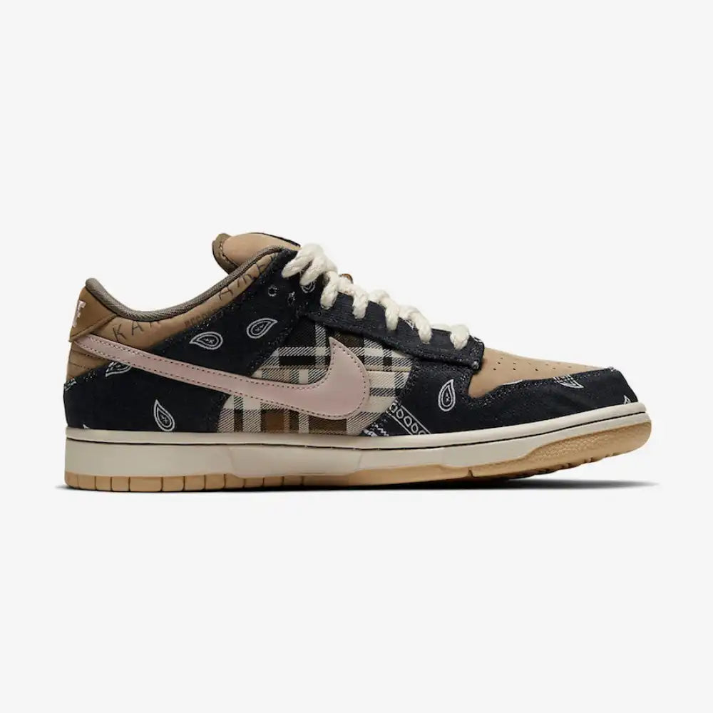 Tênis Dunk Low - Travis Scott