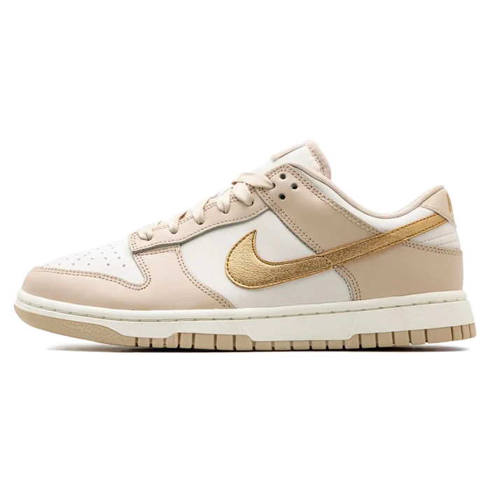 Tênis Dunk Low - Nude/Dourado "Metallic Gold"